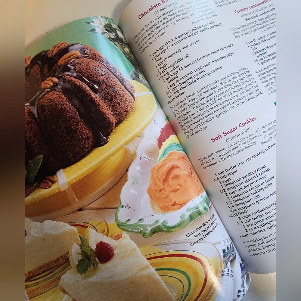 2002 TASTE OF HOME'S quick cooking cookbook